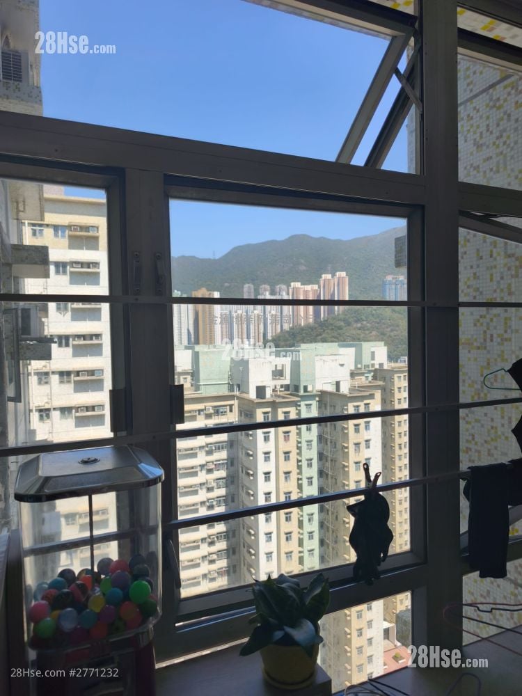 采颐花园 售盘 3 房 , 2 浴室 588 平方尺