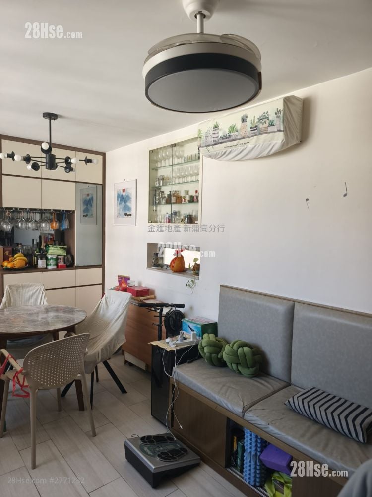 采颐花园 售盘 3 房 , 2 浴室 588 平方尺