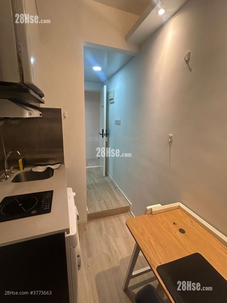 Alpha House Rental 1 Bedroom , 1 Bathroom 160 ft²