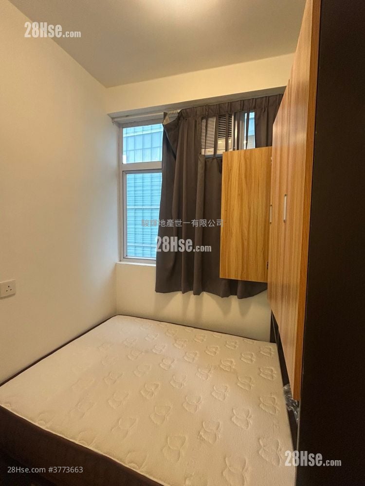 Alpha House Rental 1 Bedroom , 1 Bathroom 160 ft²