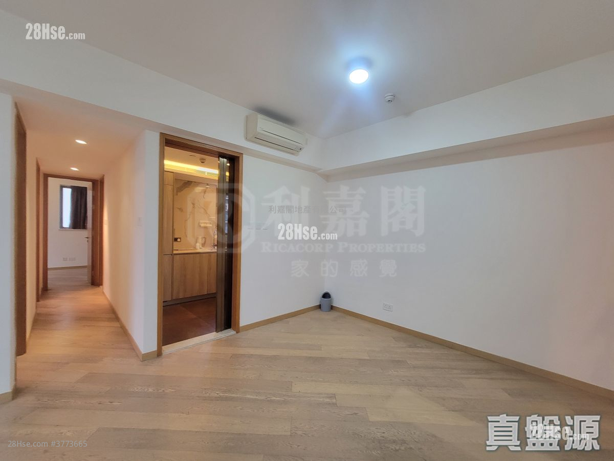 One Kai Tak(Ii) Sell 3 Bedrooms 799 ft²