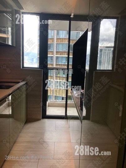 Fleur Pavilia Sell 4 Bedrooms , 3 Bathrooms 1,033 ft²