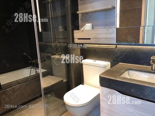 Fleur Pavilia Sell 4 Bedrooms , 3 Bathrooms 1,033 ft²