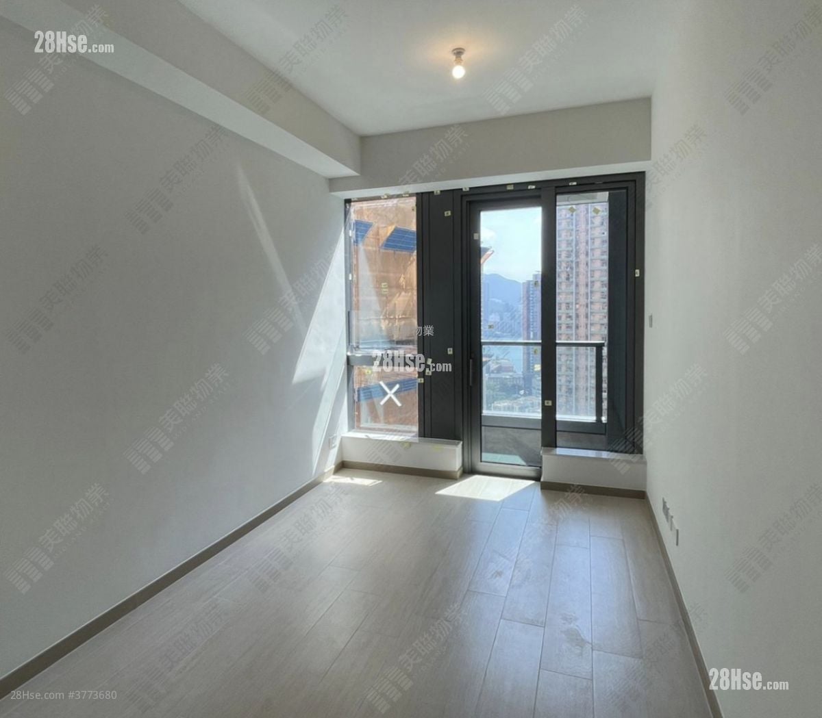 朗誉 售盘 1 浴室 261 平方尺