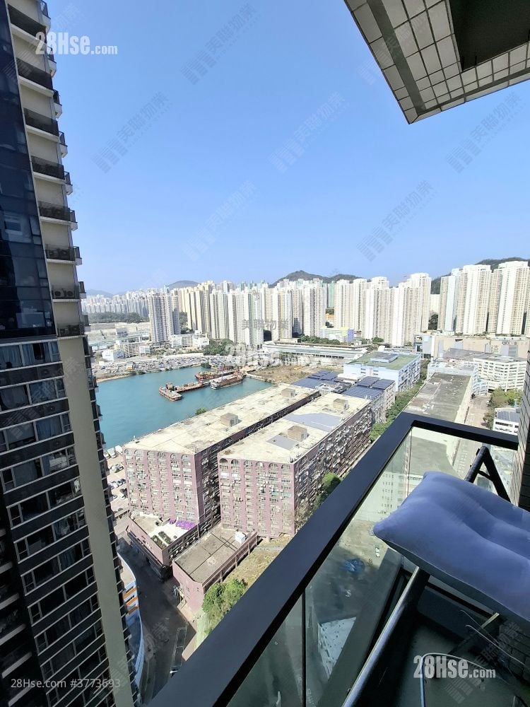 Peninsula East Sell 3 Bedrooms 959 ft²