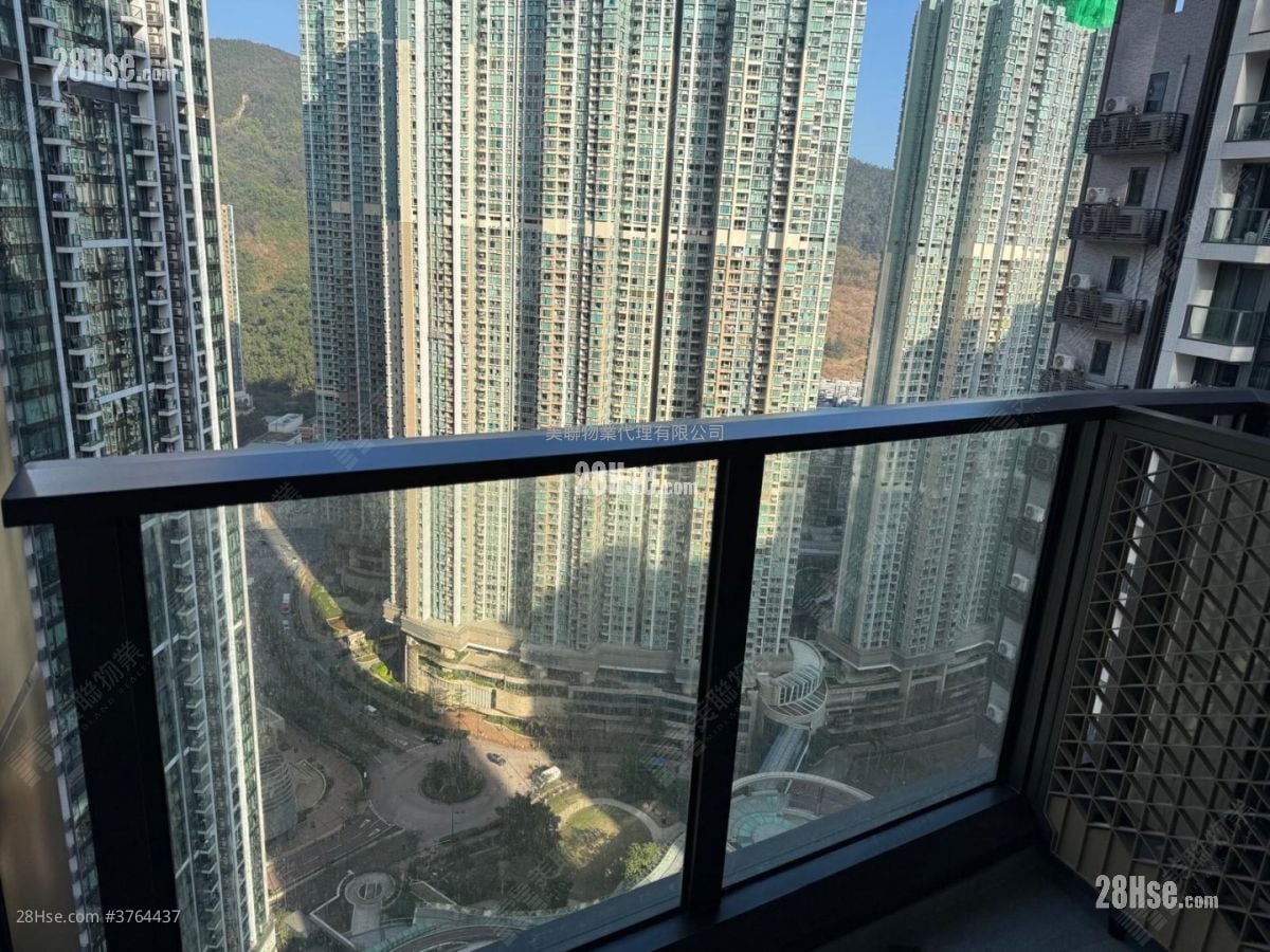 Seasons Place Sell 1 Bedroom , 1 Bathroom 323 ft²