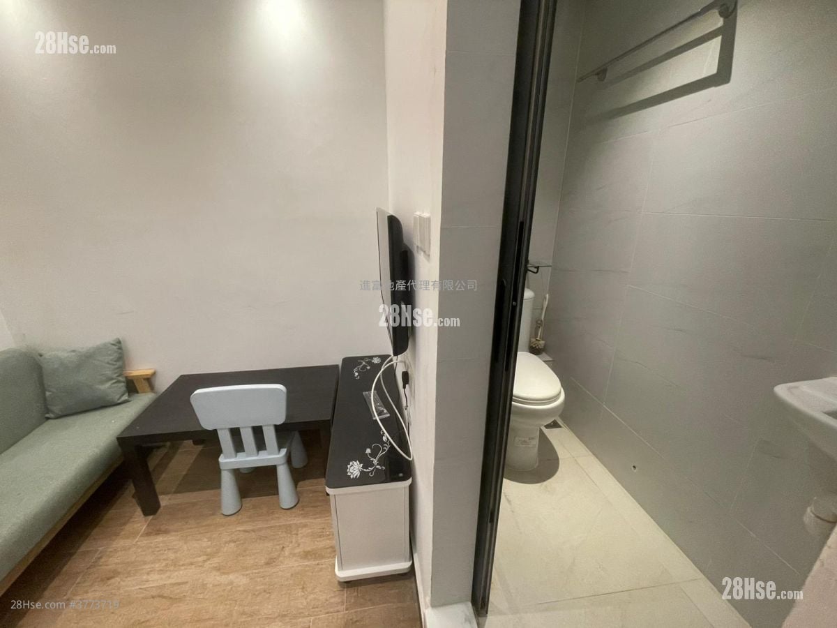 远东大厦 租盘 160 平方尺