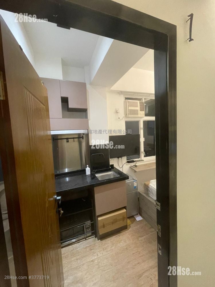 远东大厦 租盘 160 平方尺