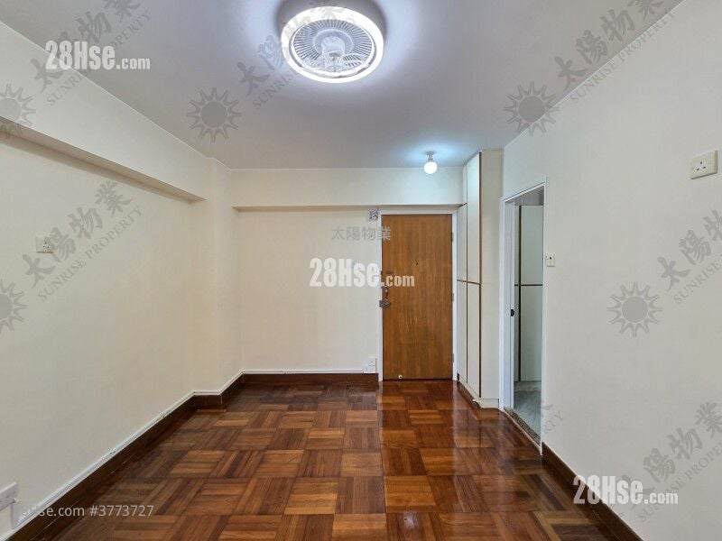 Whampoa Estate Sell 2 Bedrooms 380 ft²