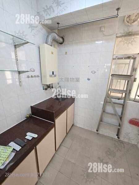 Whampoa Estate Sell 2 Bedrooms 380 ft²