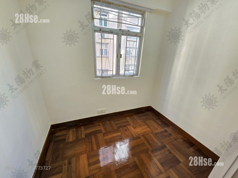 Whampoa Estate Sell 2 Bedrooms 380 ft²