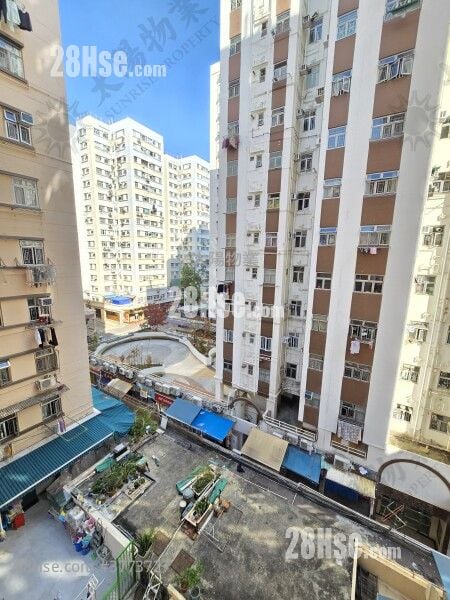 Whampoa Estate Sell 2 Bedrooms 380 ft²