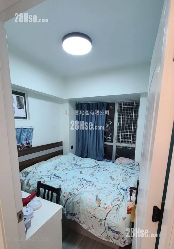 冠丰大厦 售盘 2 房 , 1 浴室 329 平方尺