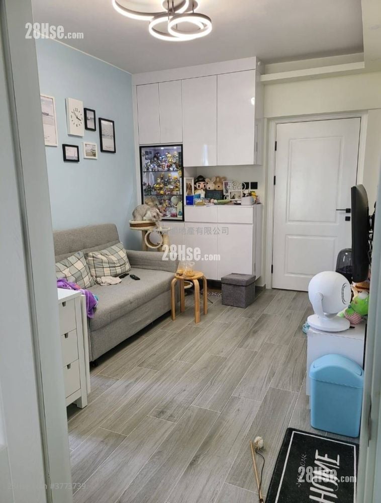 冠丰大厦 售盘 2 房 , 1 浴室 329 平方尺