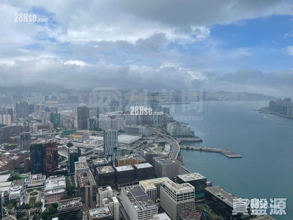 The Masterpiece Sell 3 Bedrooms , 4 Bathrooms 2,310 ft²