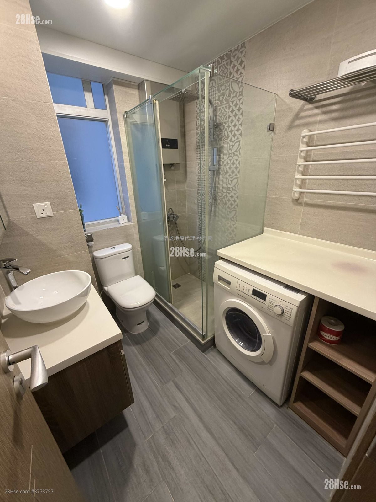 Viking Garden Sell 2 Bedrooms , 1 Bathroom 457 ft²