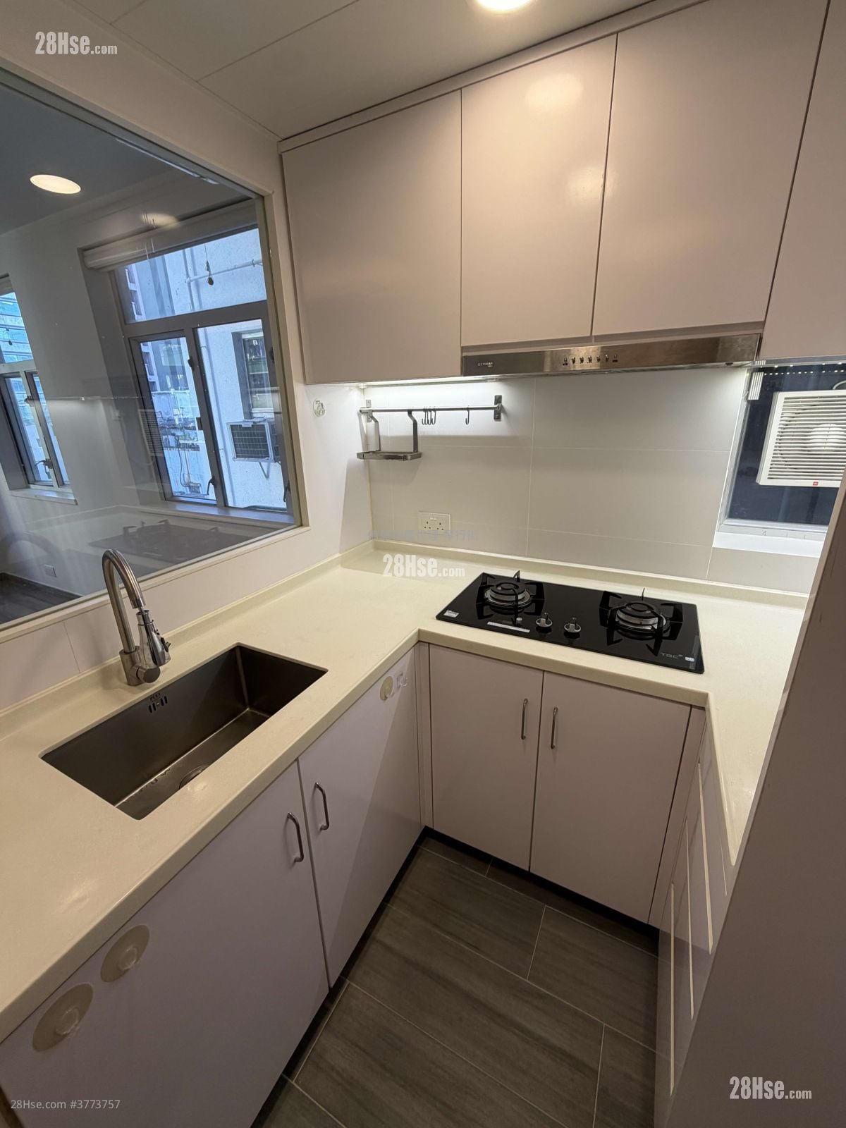 Viking Garden Sell 2 Bedrooms , 1 Bathroom 457 ft²