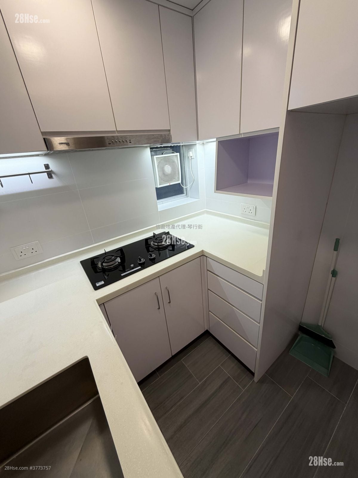 Viking Garden Sell 2 Bedrooms , 1 Bathroom 457 ft²