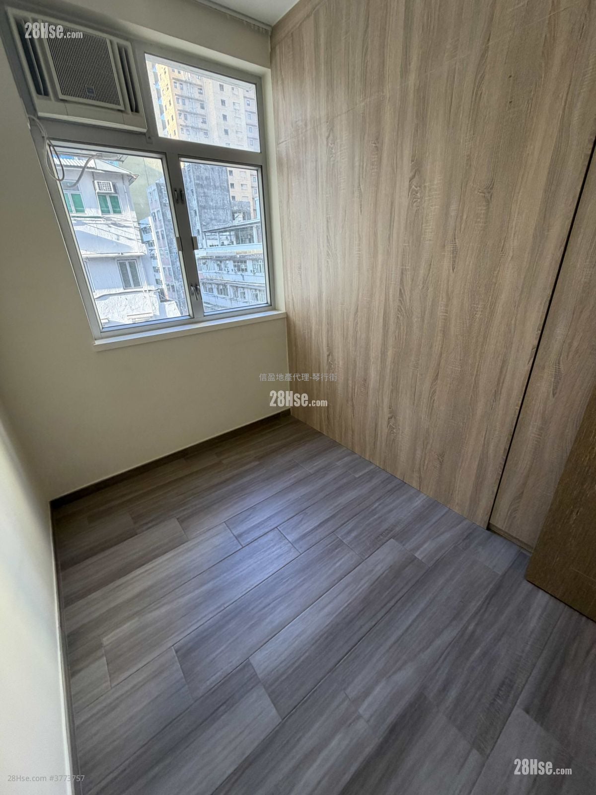 Viking Garden Sell 2 Bedrooms , 1 Bathroom 457 ft²