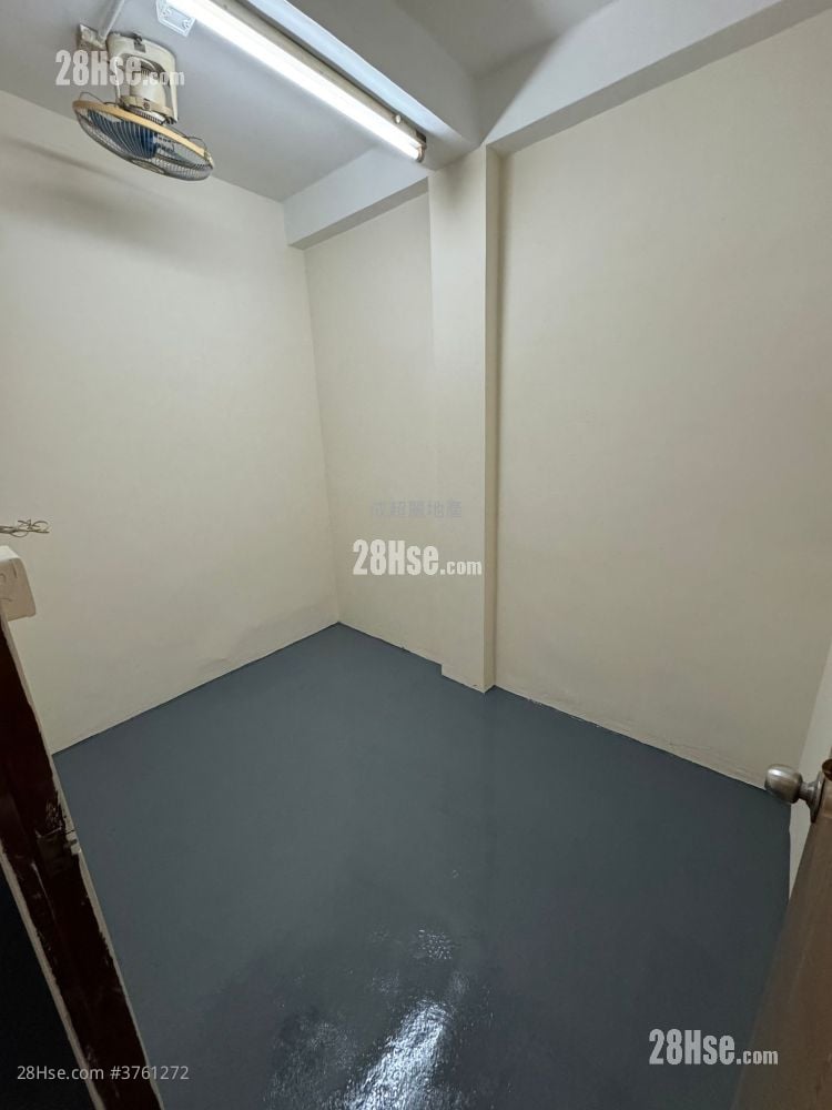 村屋 租盘 2 房 , 1 浴室 500 平方尺