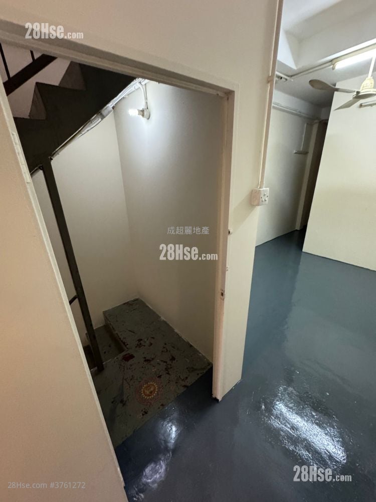 村屋 租盘 2 房 , 1 浴室 500 平方尺