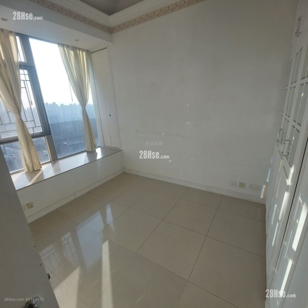 海峯 售盘 3 房 , 2 浴室 716 平方尺