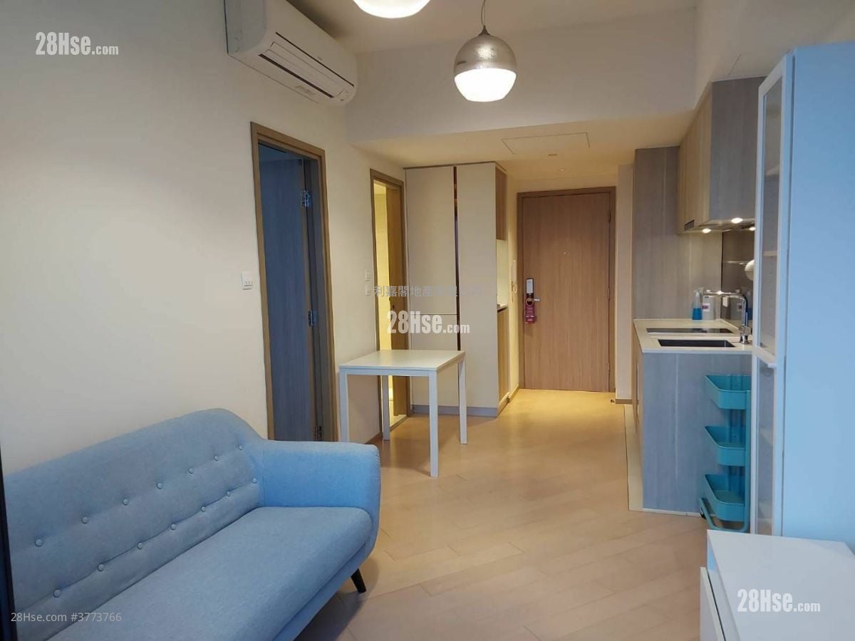 Twin Regency Sell 1 Bedroom , 1 Bathroom 373 ft²