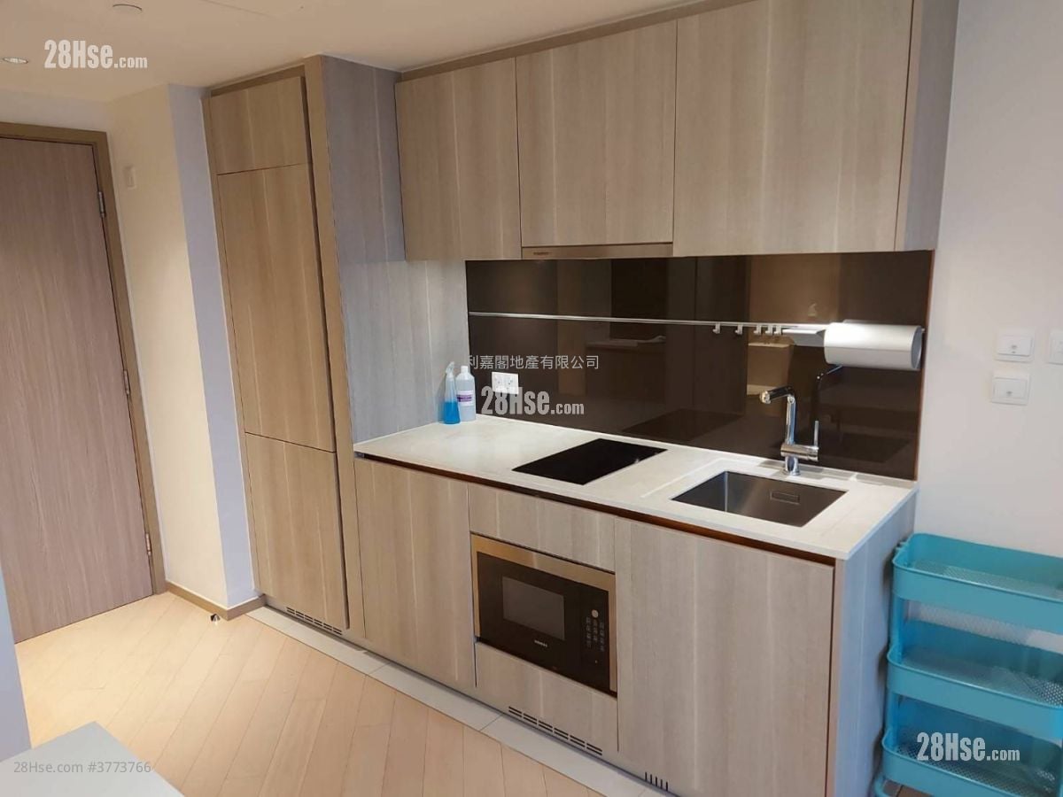 Twin Regency Sell 1 Bedroom , 1 Bathroom 373 ft²