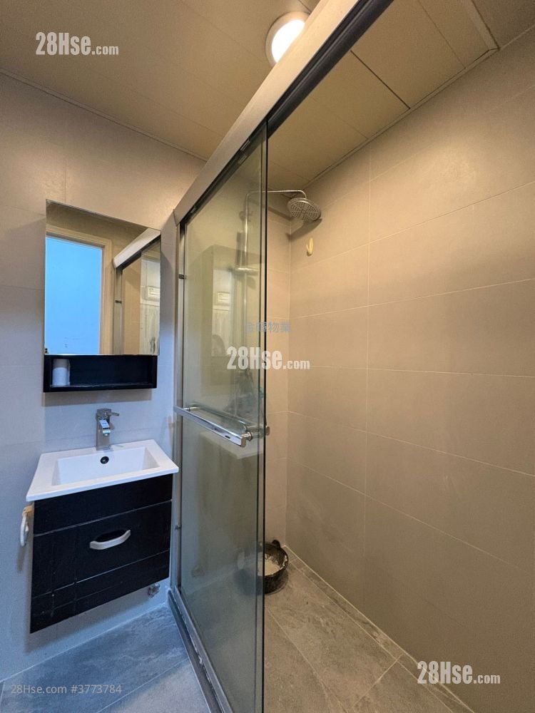 Sun Shing Mansion Sell 1 Bedroom , 1 Bathroom 367 ft²
