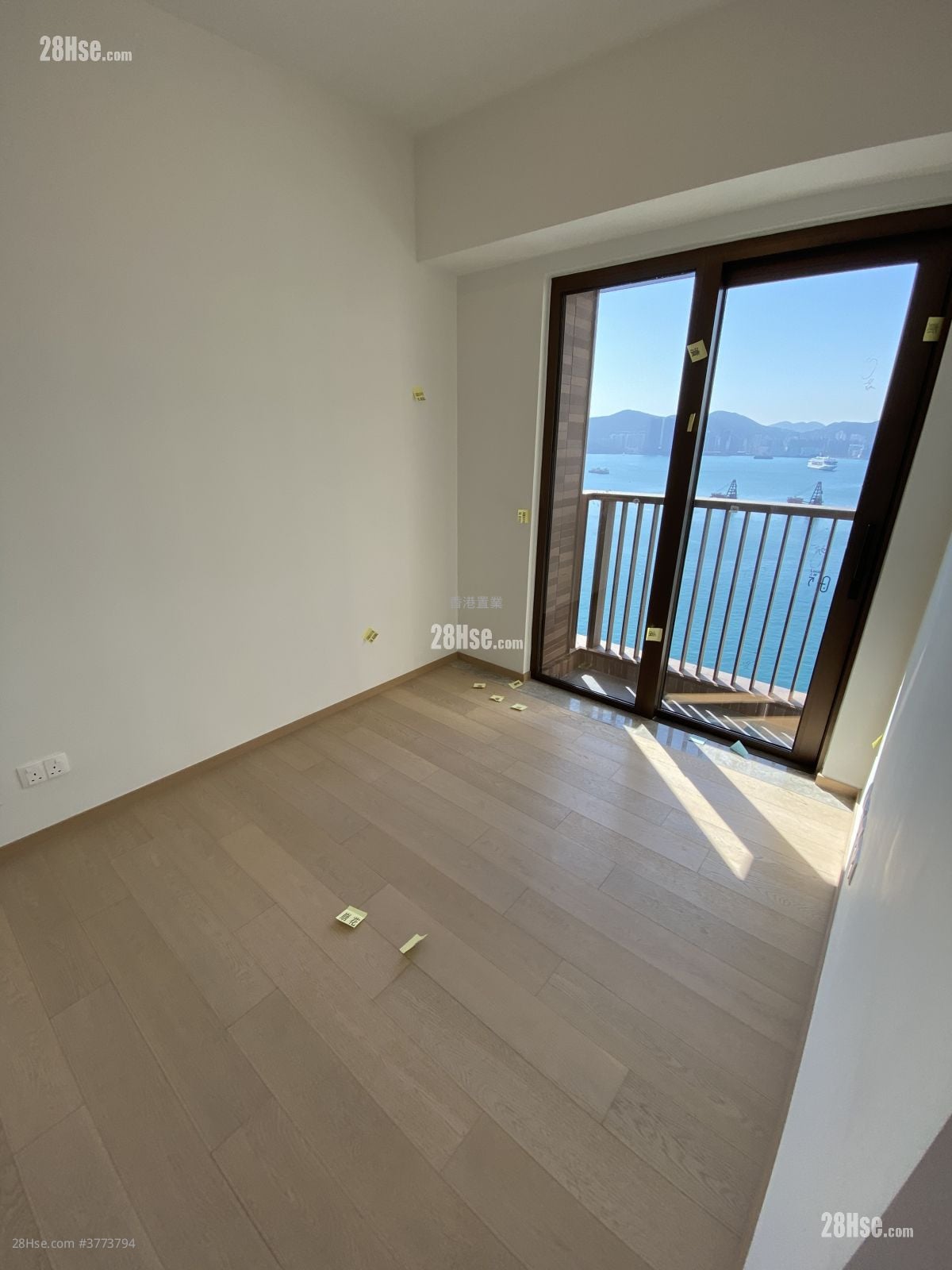 Lp6 Sell 3 Bedrooms , 2 Bathrooms 644 ft²