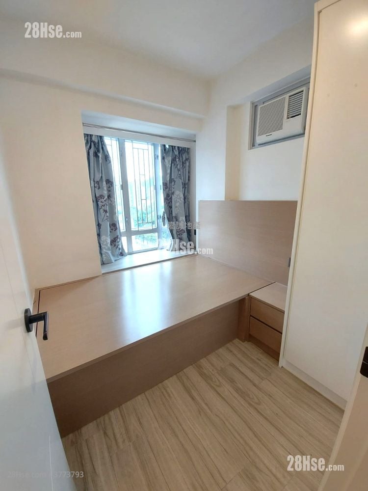 Tai Wo Centre Sell 294 ft²