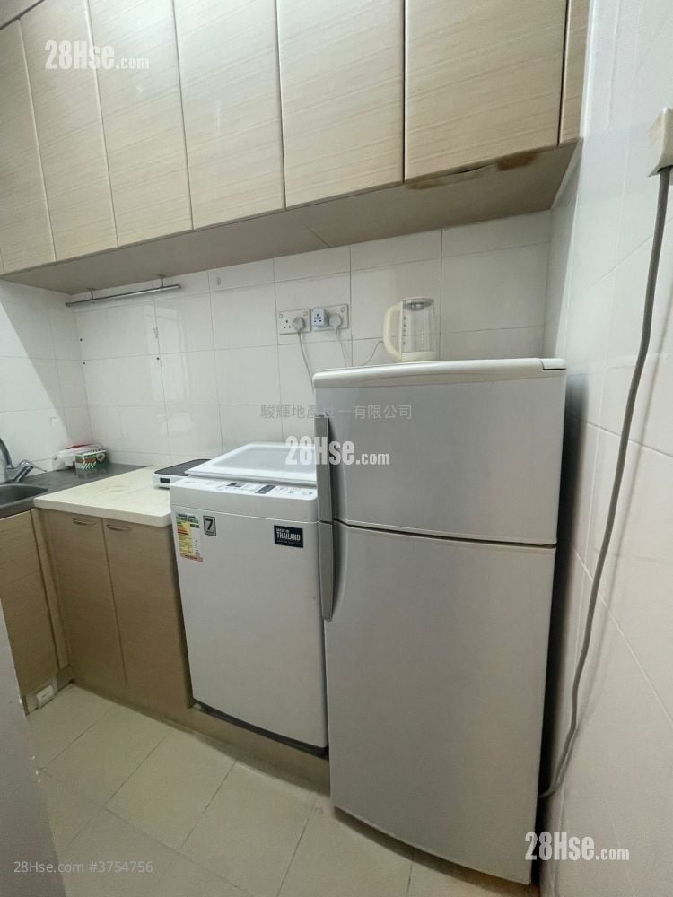 Tin Man Court Rental Studio , 1 Bathroom 284 ft²