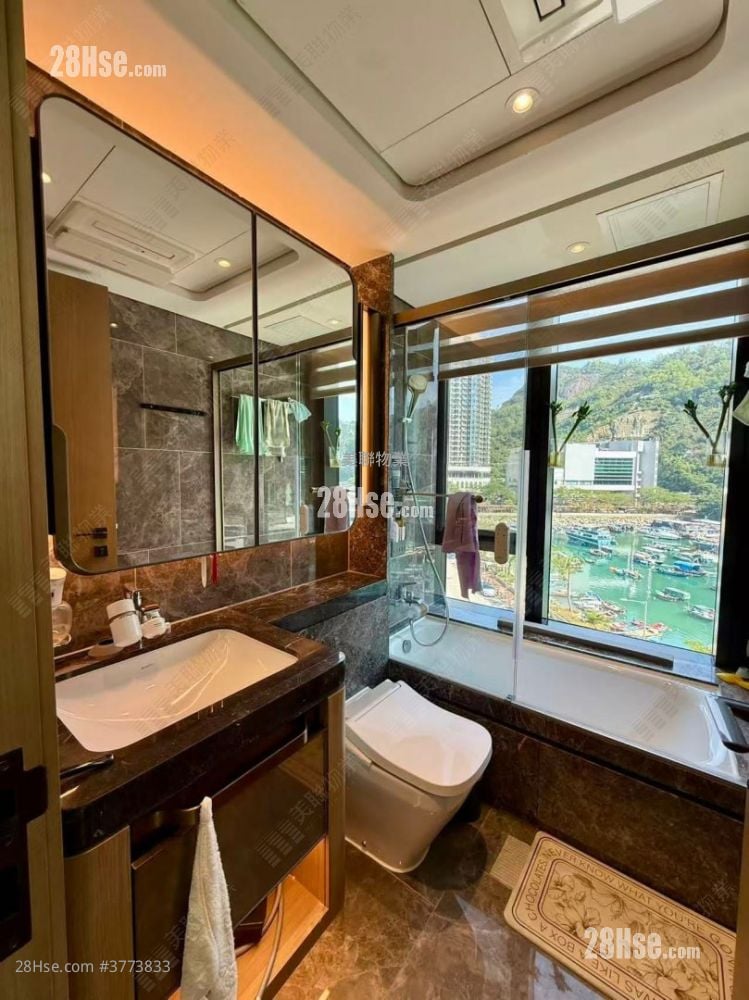 蔚蓝东岸 售盘 3 房 , 2 浴室 845 平方尺