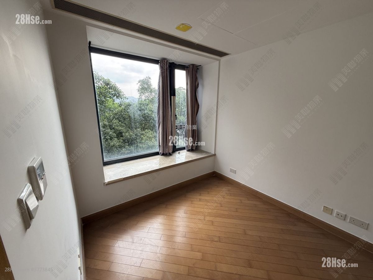 Sky One Sell 1 Bedroom , 1 Bathroom 415 ft²