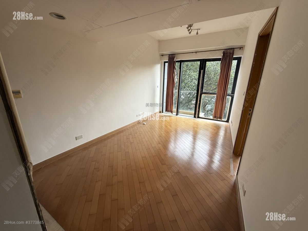 Sky One Sell 1 Bedroom , 1 Bathroom 415 ft²