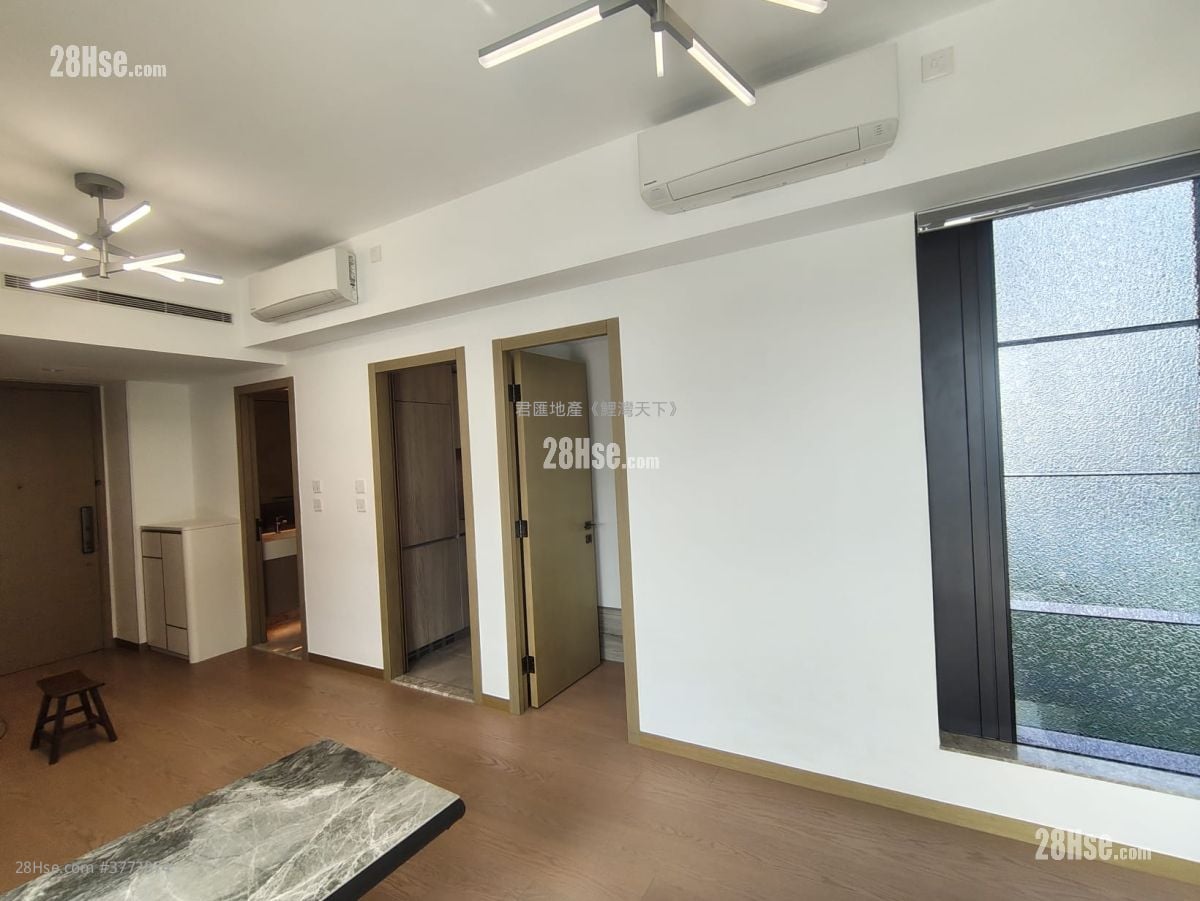 Montego Bay Sell 2 Bedrooms , 1 Bathroom 498 ft²