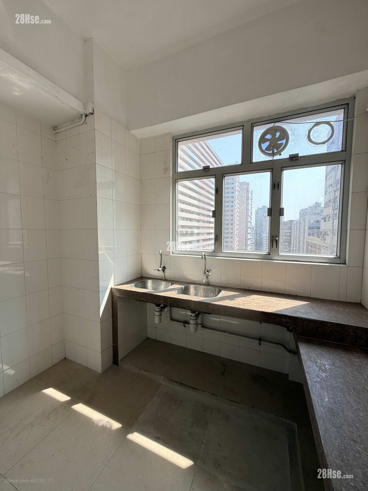 Wai Cheung Industrial Centre Rental