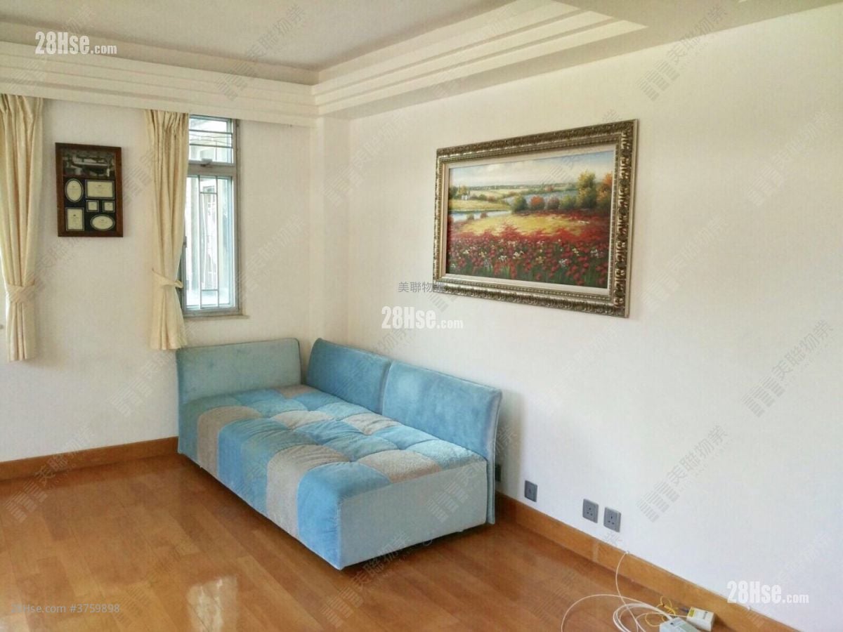 Eastland Heights Sell 2 Bedrooms , 2 Bathrooms 839 ft²