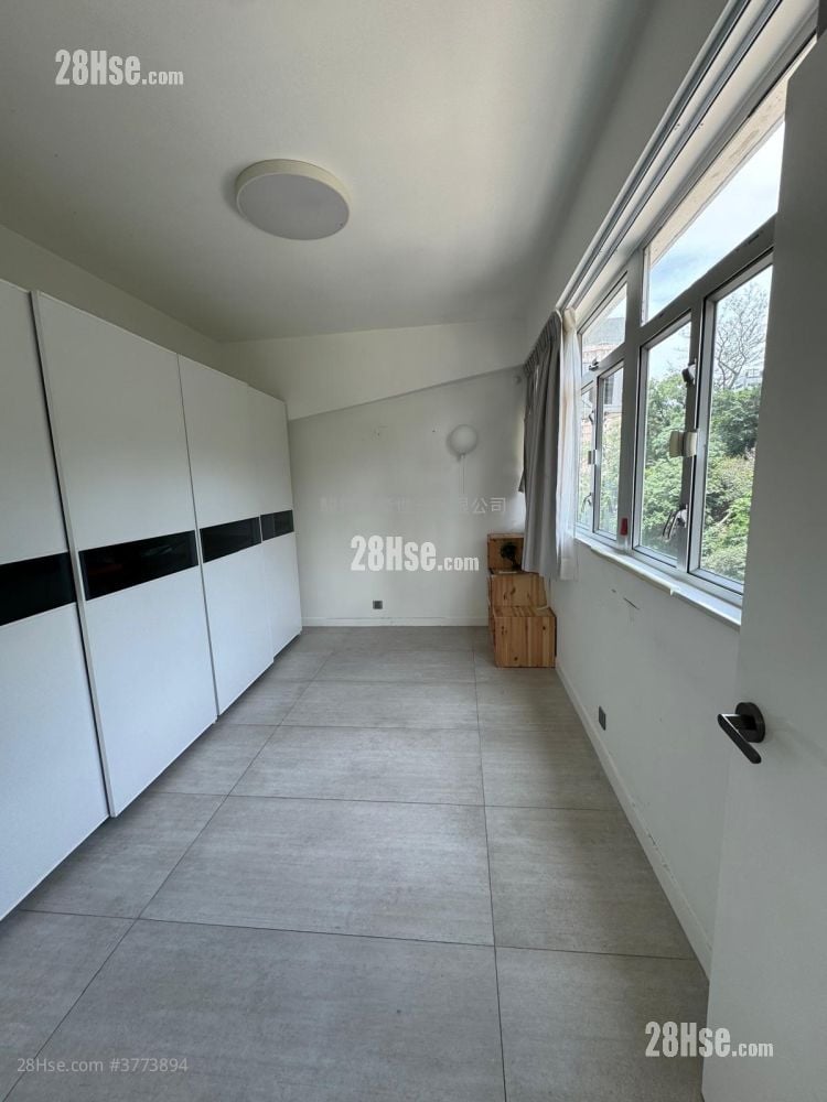 La Belle Mansion Sell 3 Bedrooms , 2 Bathrooms 1,184 ft²