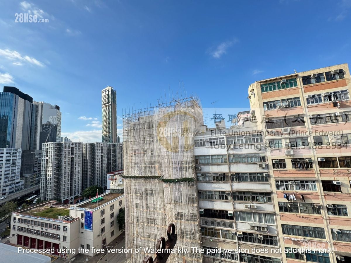 Lee Shing Building Sell 3 Bedrooms , 1 Bathroom 460 ft²