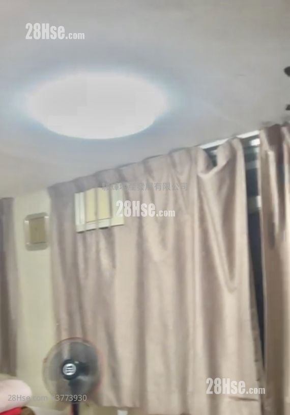 汉口中心 售盘 3 房 , 2 浴室 818 平方尺