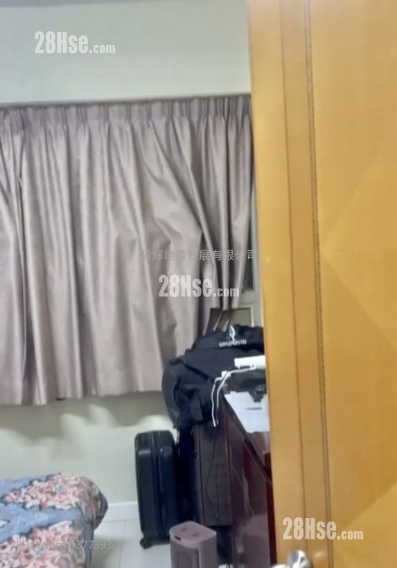 汉口中心 售盘 3 房 , 2 浴室 818 平方尺