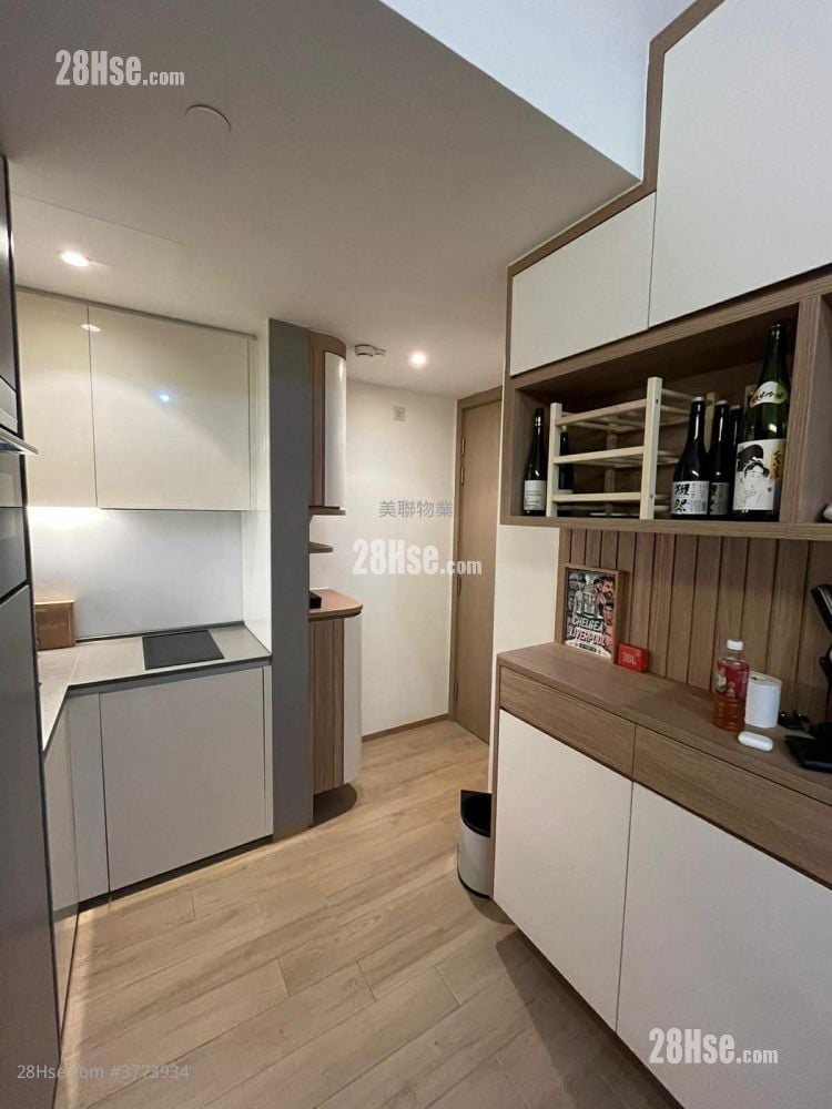 LP6 售盘 1 房 , 1 浴室 348 平方尺