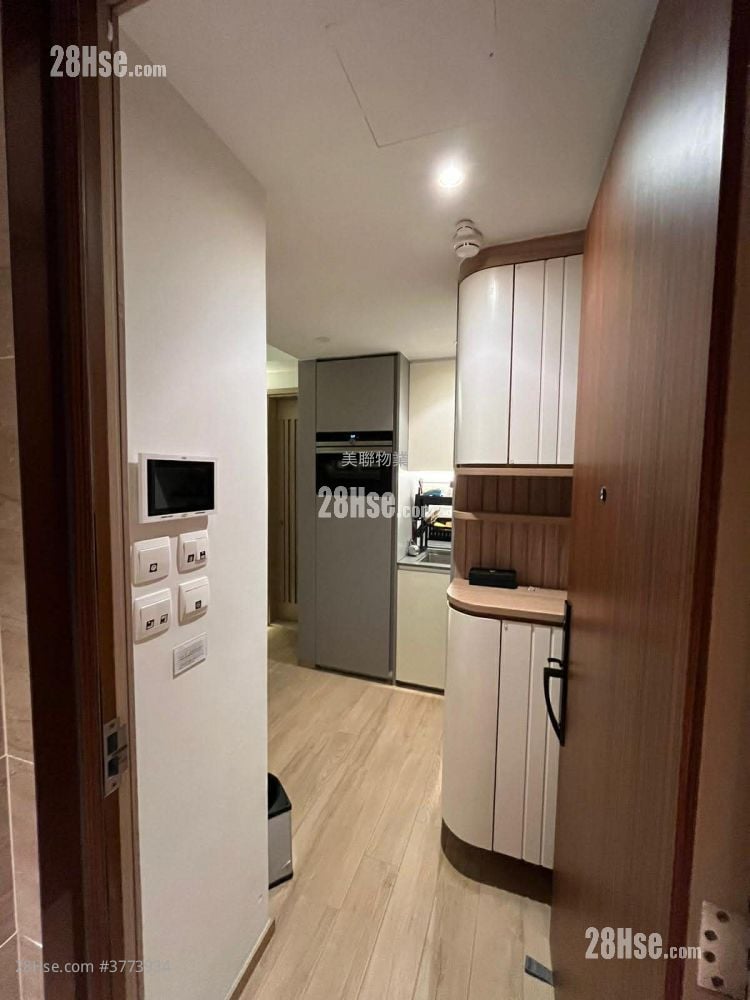 LP6 售盘 1 房 , 1 浴室 348 平方尺