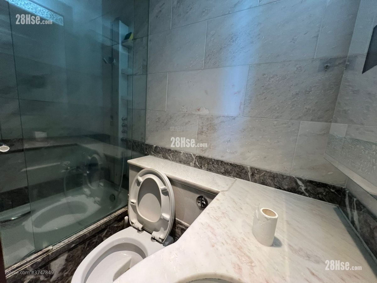 The Coronation Sell 2 Bedrooms , 1 Bathroom 601 ft²