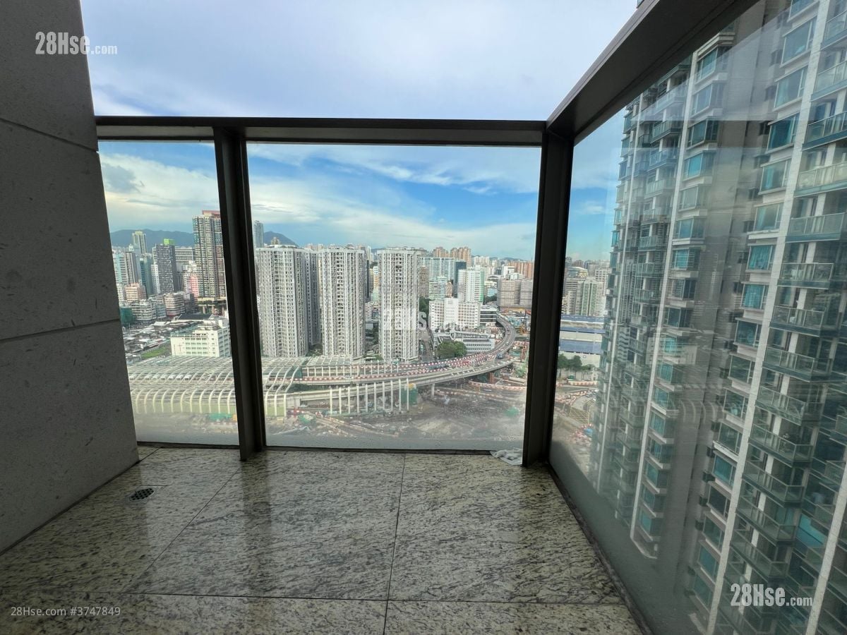 The Coronation Sell 2 Bedrooms , 1 Bathroom 601 ft²