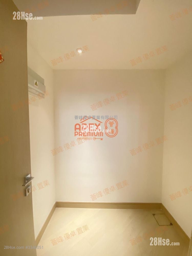 Double Cove Sell 2 Bedrooms , 1 Bathroom 496 ft²