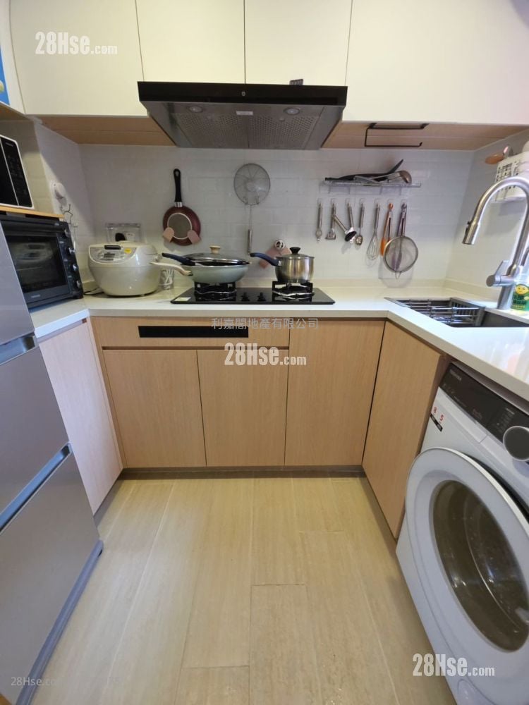 Kam Lung Mansion Sell 2 Bedrooms , 1 Bathroom 431 ft²