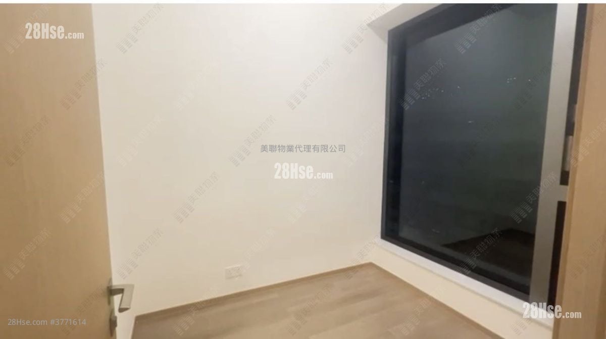 Nexus Grand Sell 1 Bedroom 274 ft²