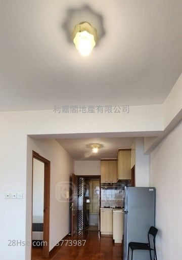 Connaught Garden Sell 1 Bedroom , 1 Bathroom 340 ft²